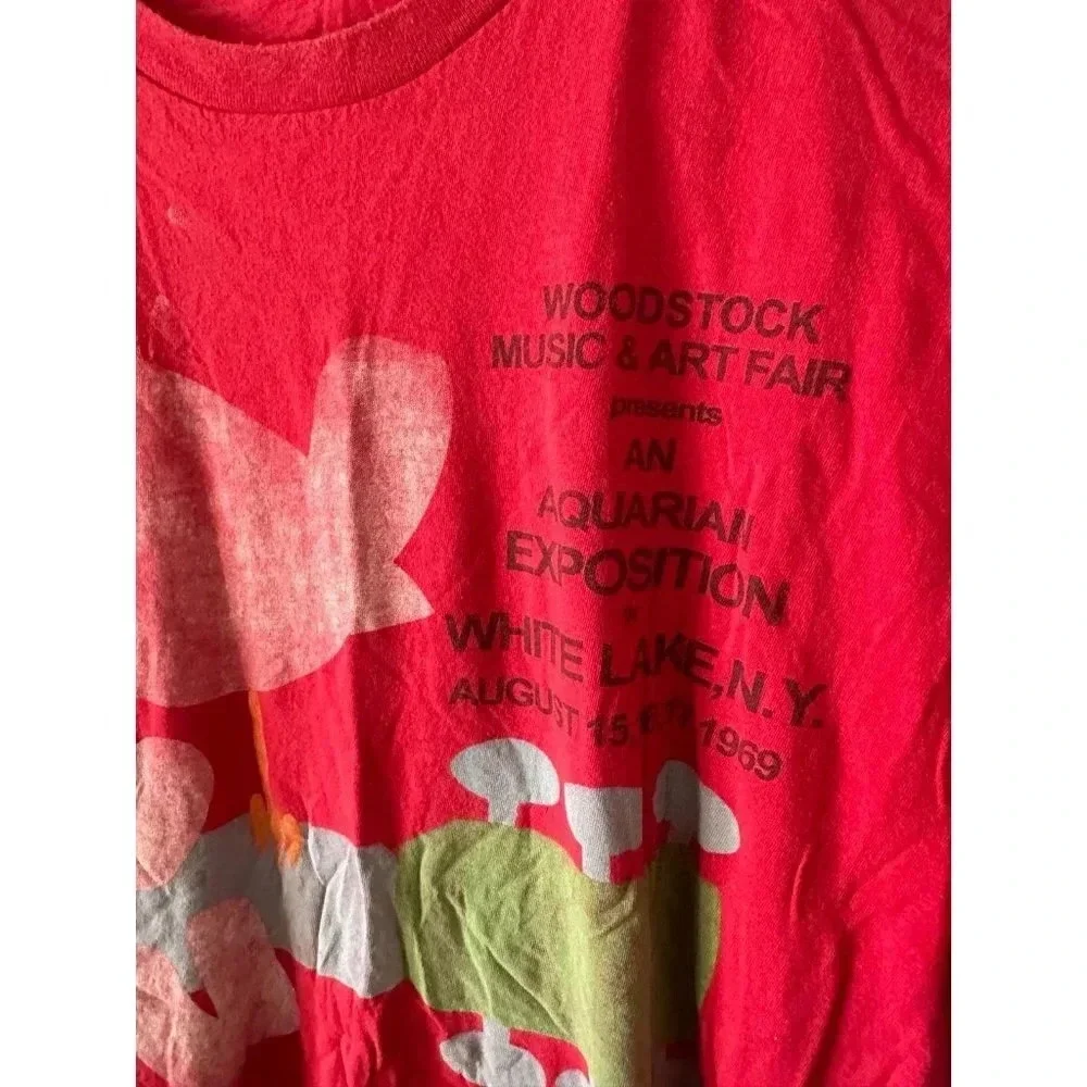 Bethel Woods Center for the Arts size 2x-large t-shirt